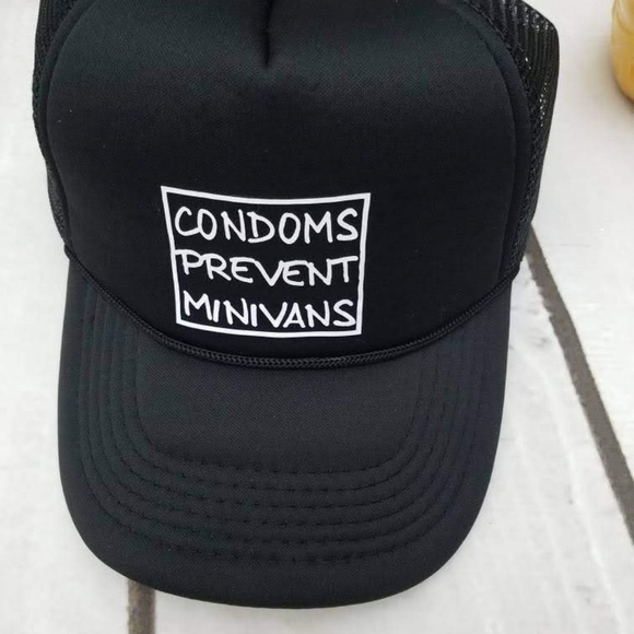 Trucker Hat Black - Picture 2 of 6